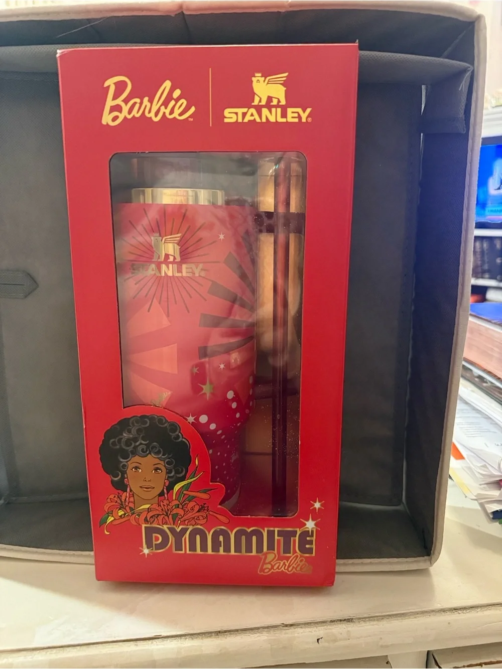Stanley Collector issue: This Barbie Pink & Gold Dynamite Travel Tumbler - Picture 2 of 7